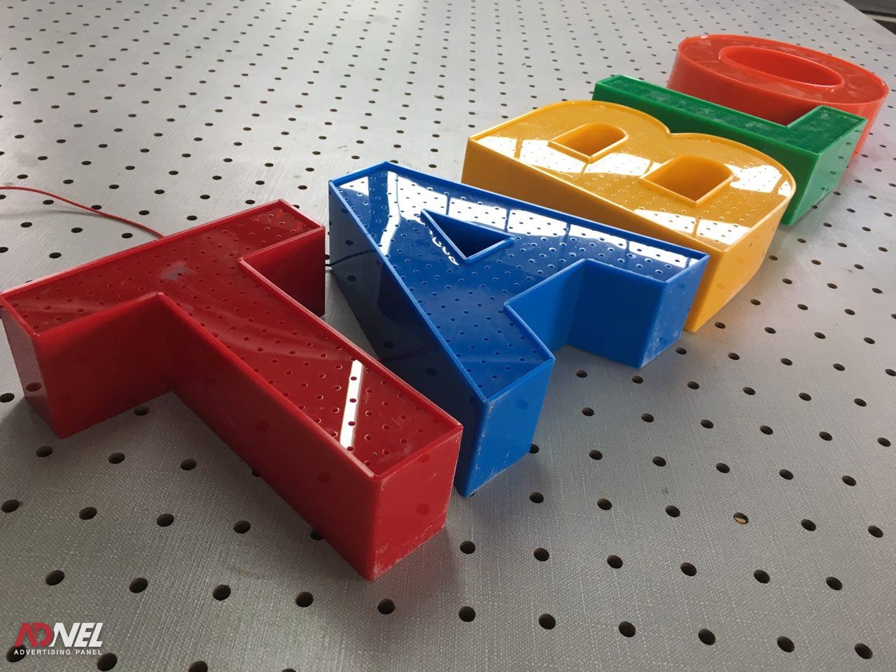 تابلو تبلیغاتی