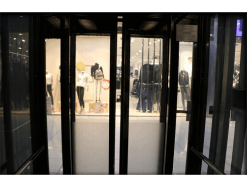 جداره آسانسورهای طبقه همکف و شهر فرش | مرکز خرید صبا
